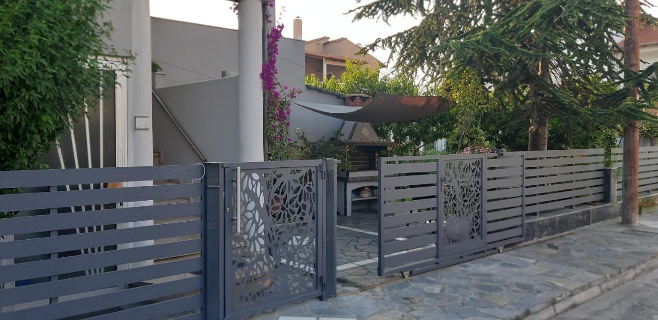 Soula'S Sunshine Blue Apartment Nea Karvali Luaran gambar